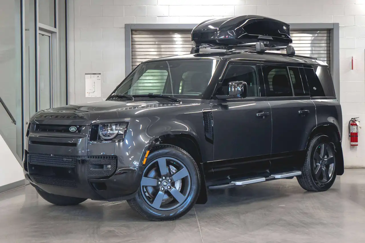 2023 Land Rover Defender X-Dynamic SE P400