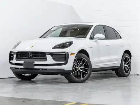 Porsche Macan Base