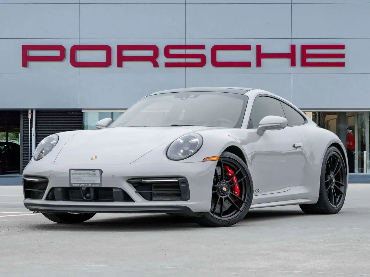 2023 Porsche 911 Carrera 4 GTS