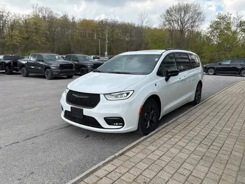 Chrysler Pacifica