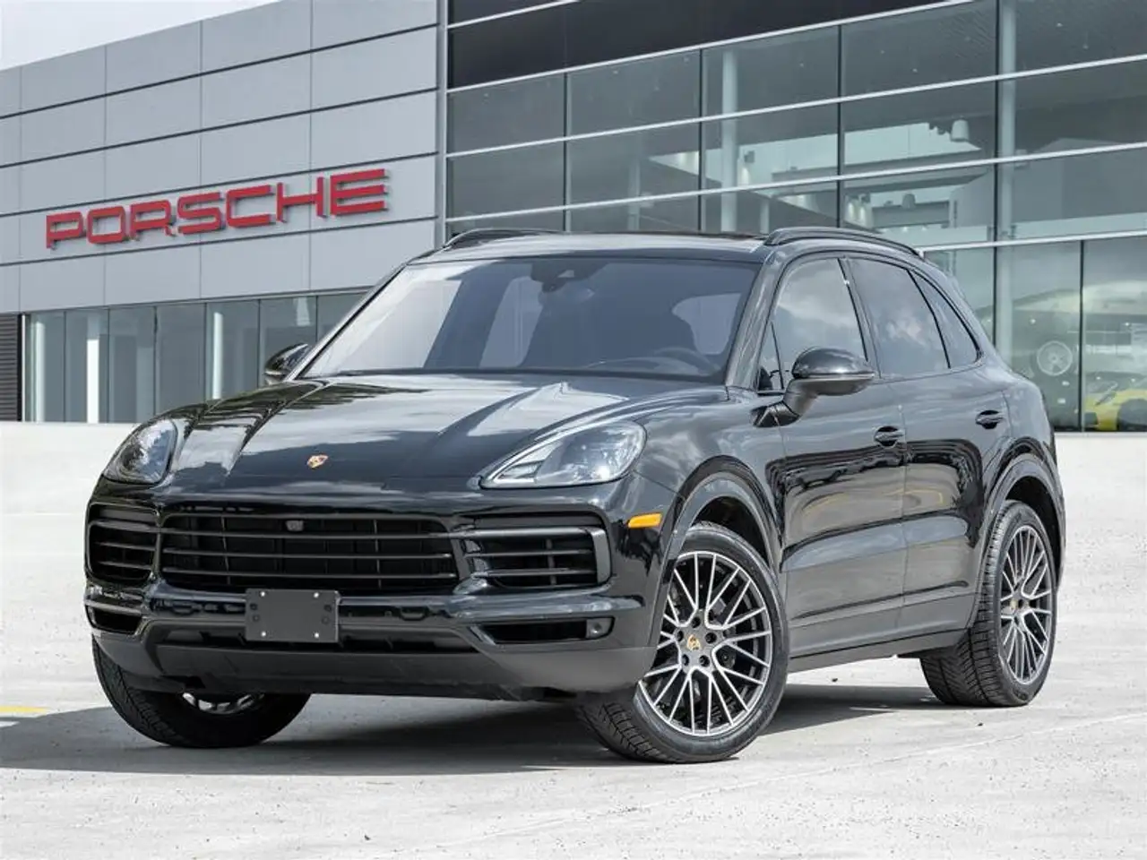 2023 Porsche Cayenne Base