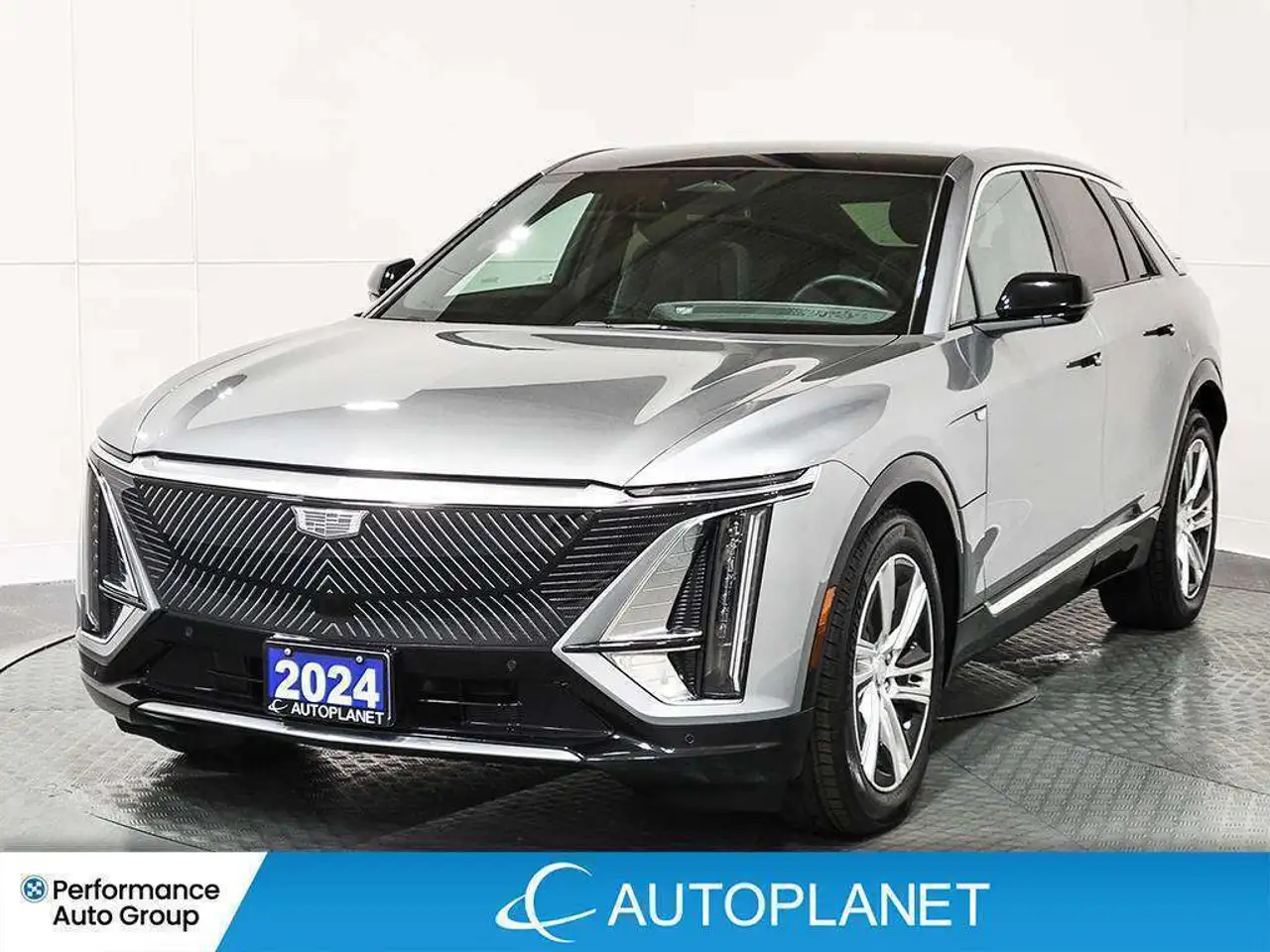 2024 Cadillac Lyriq Tech
