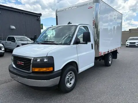 GMC Savana