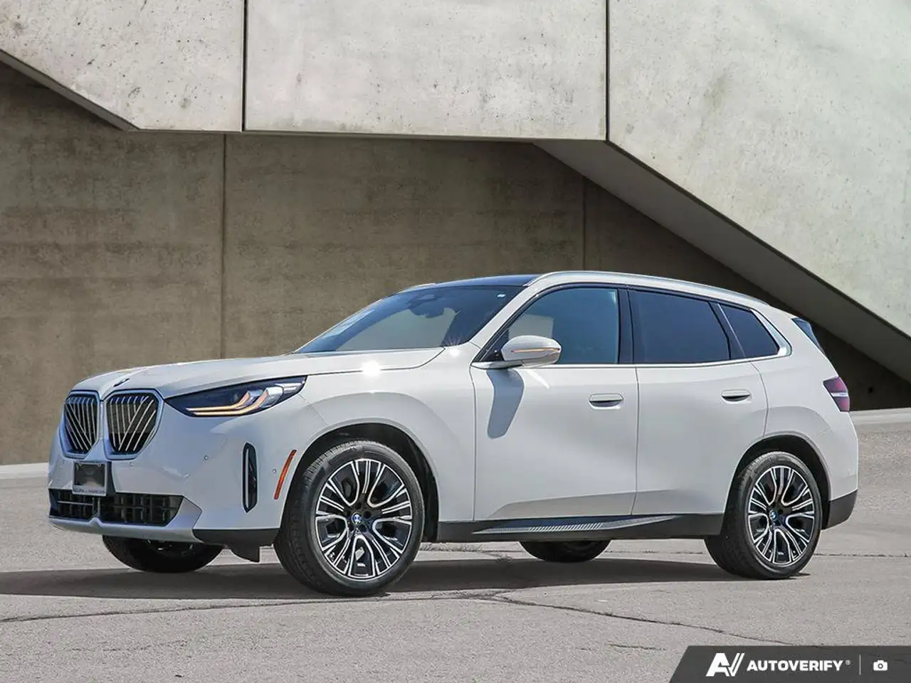 2025 BMW X3 30