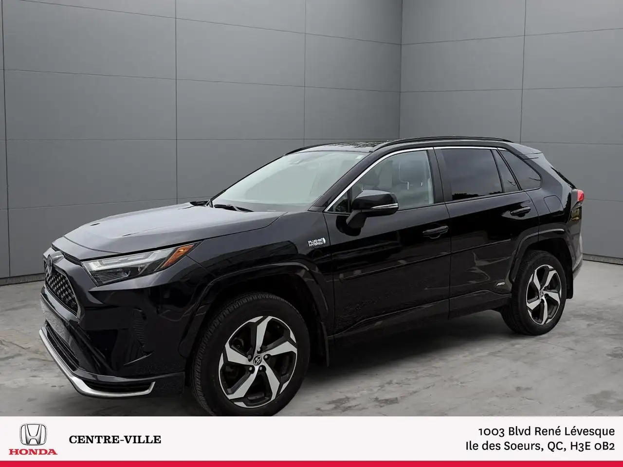 2023 Toyota RAV4 SE