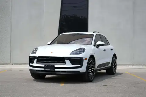 Porsche Macan Base