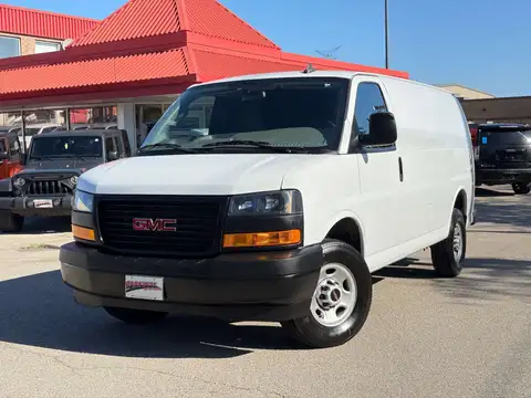 GMC Savana