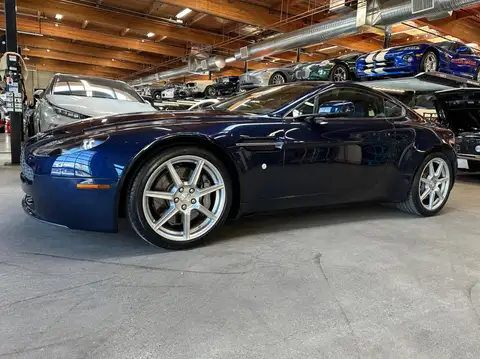 Aston Martin Vantage