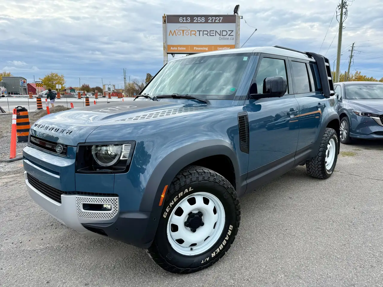2023 Land Rover Defender S P300
