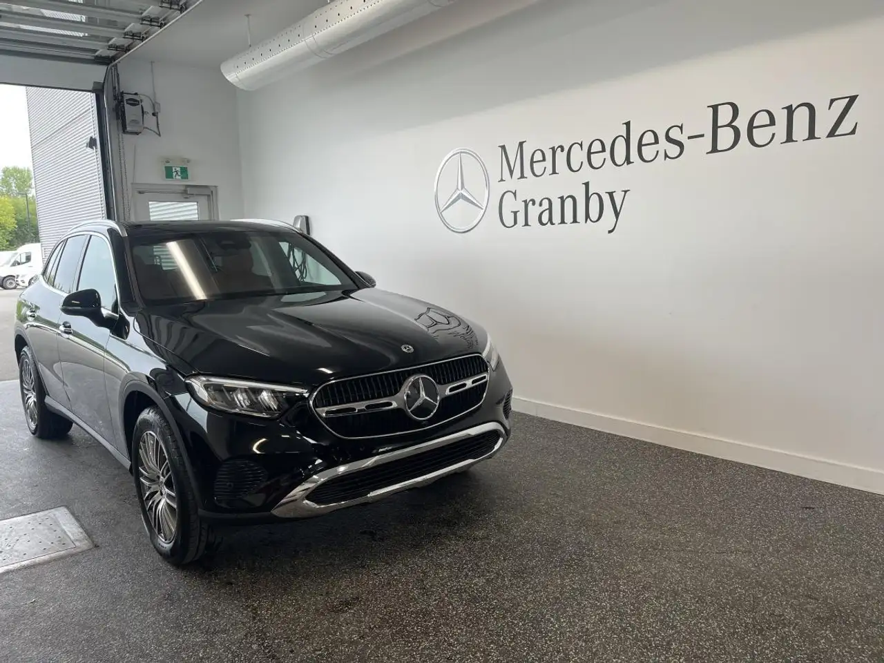 2026 Mercedes-Benz C-Class 300