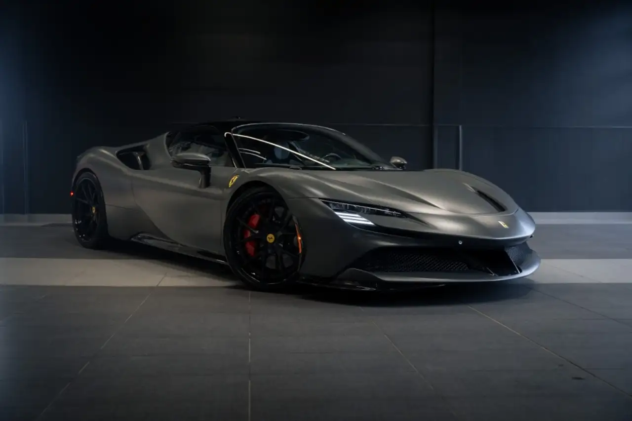 2023 Ferrari SF90