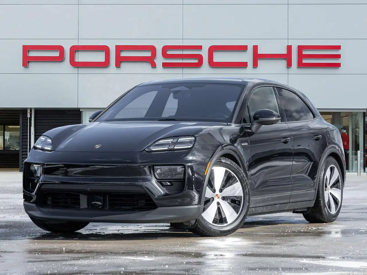 2024 Porsche Macan Electric 4