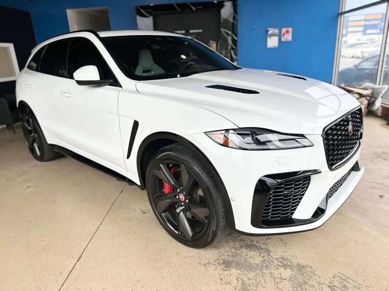 2022 Jaguar F-Pace SVR