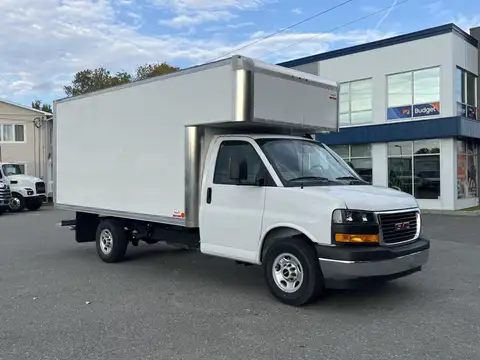 GMC Savana