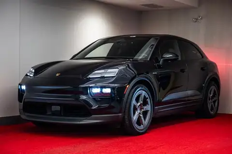 Porsche Macan Electric 4