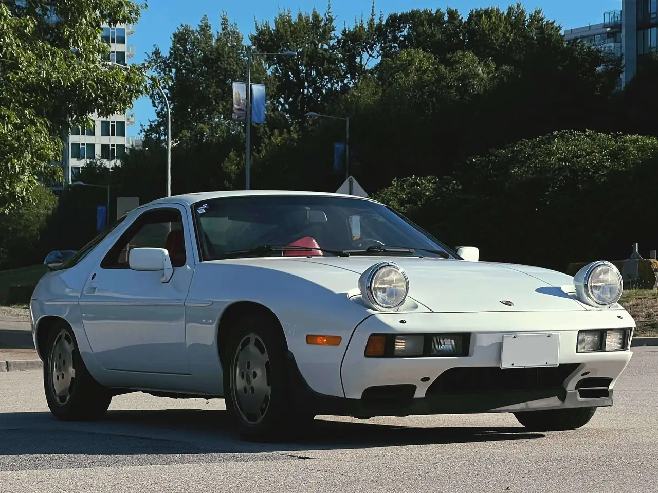 1984 Porsche 928