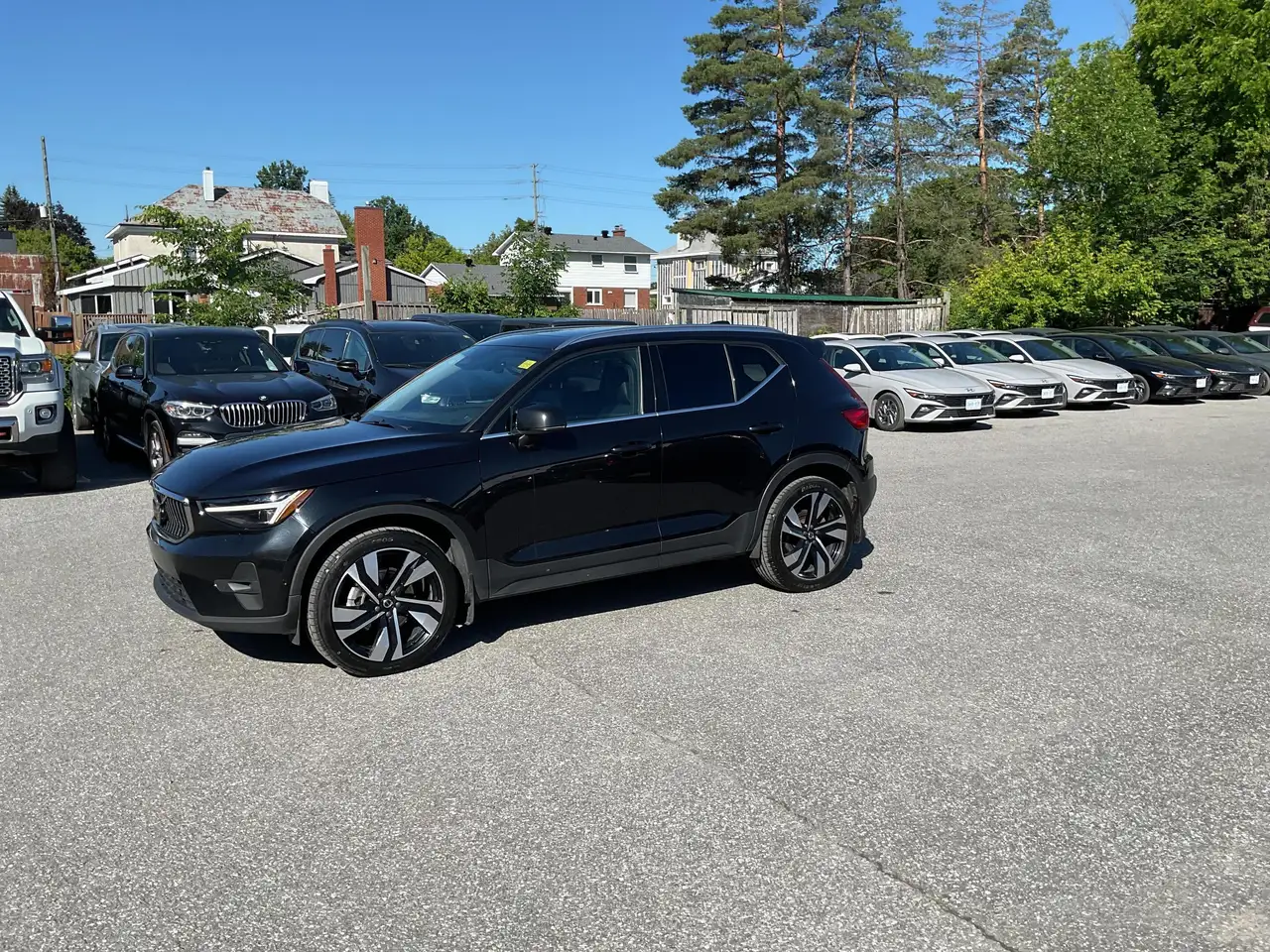 2024 Volvo XC40 Ultimate