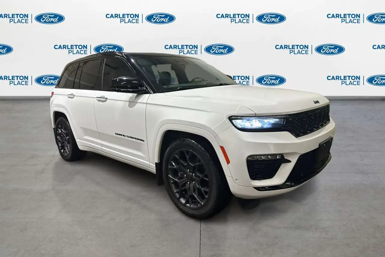2023 Jeep Grand Cherokee Summit
