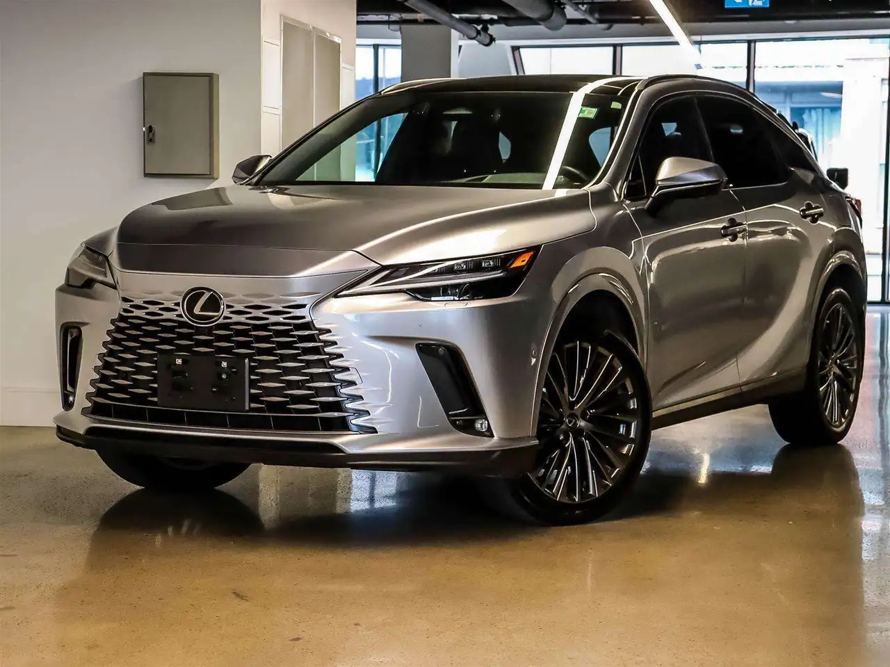 2025 Lexus RX 450h+ Executive