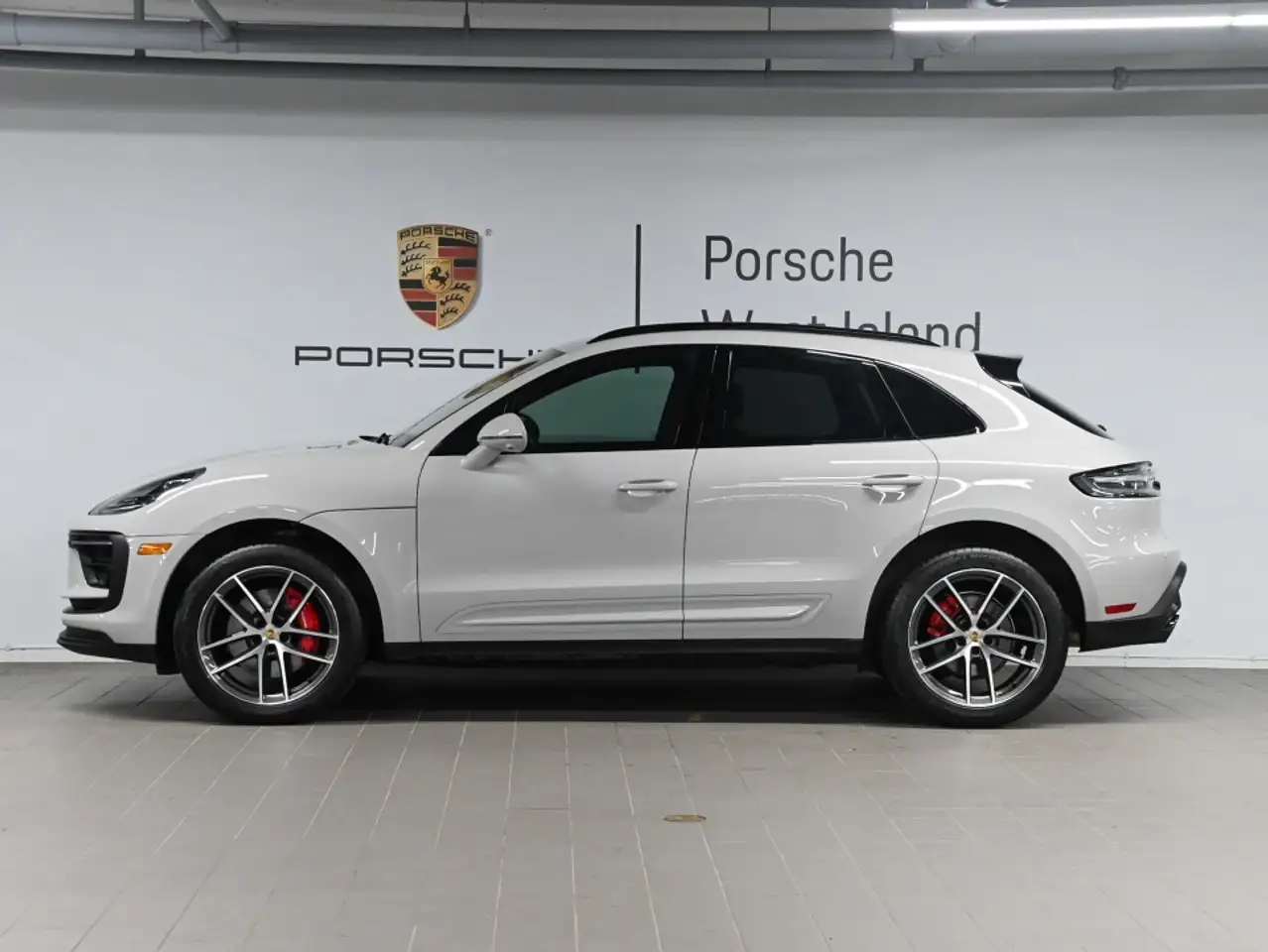 2025 Porsche Macan S