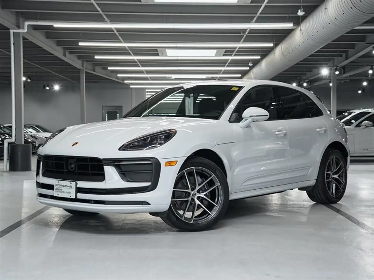 2026 Porsche Macan Base