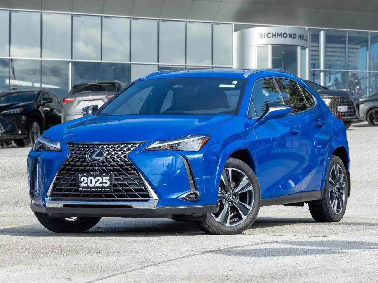2025 Lexus UX 300h Premium