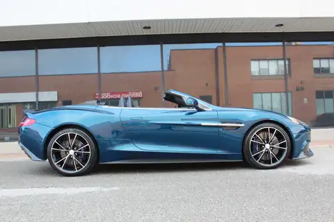 Aston Martin Vanquish