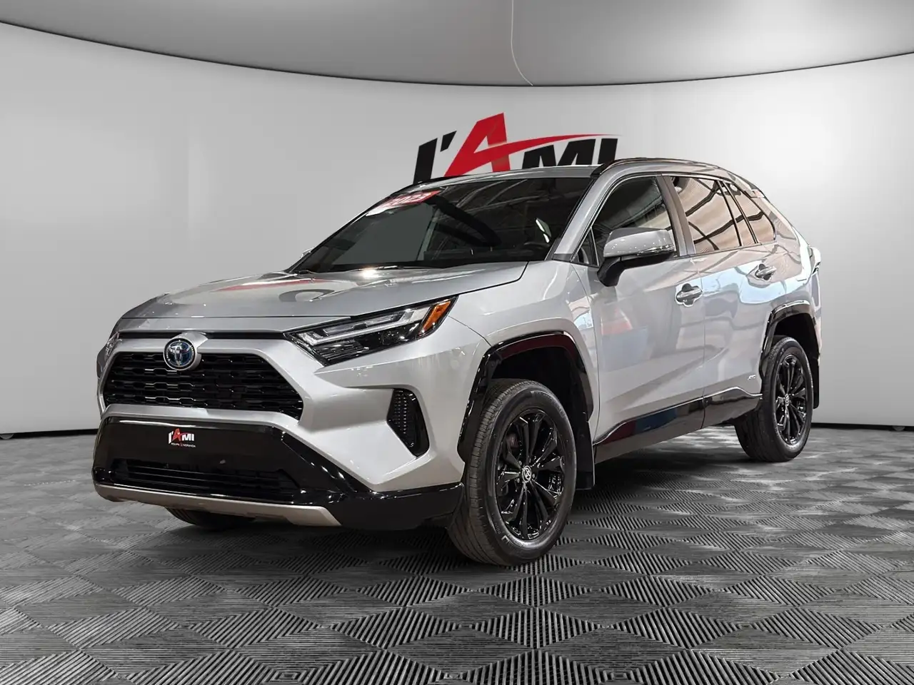 2023 Toyota RAV4 SE