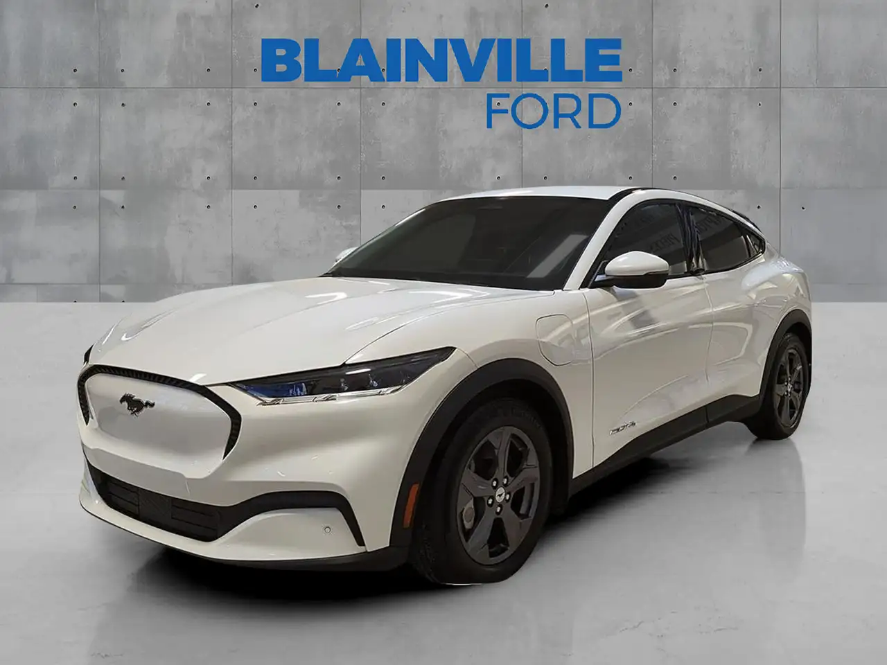 2022 Ford Mustang Mach-E