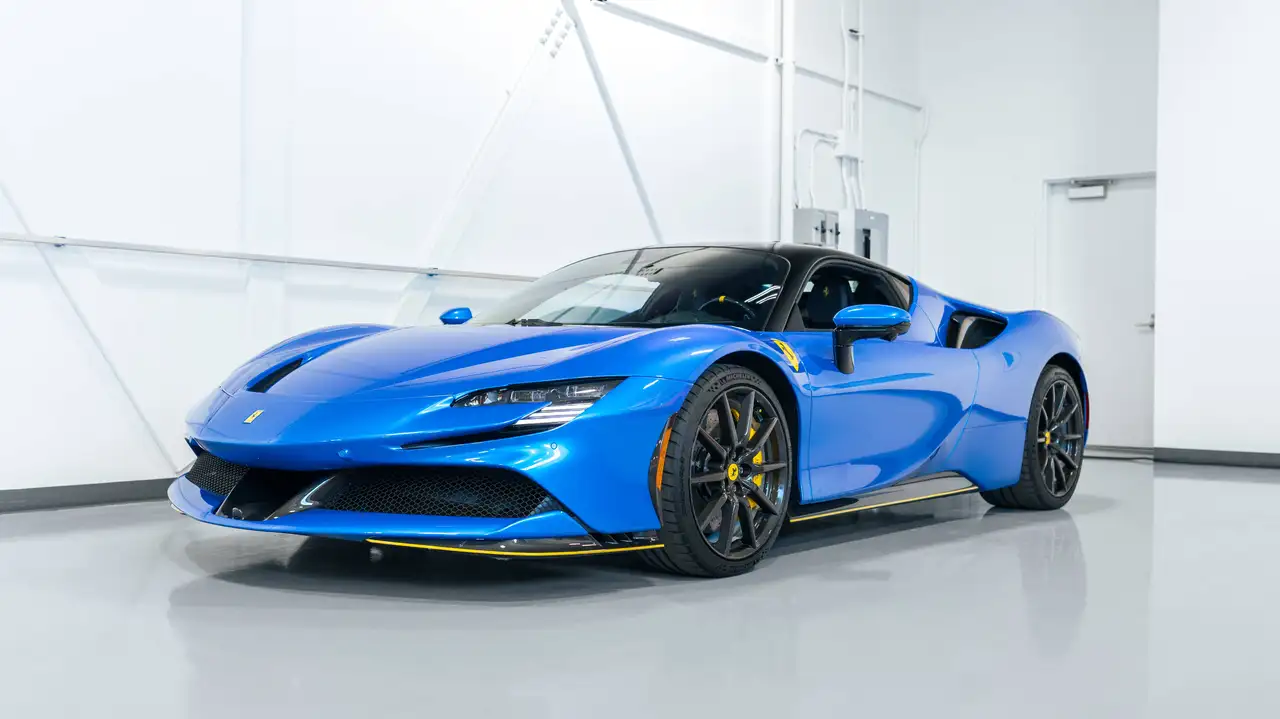 2023 Ferrari SF90