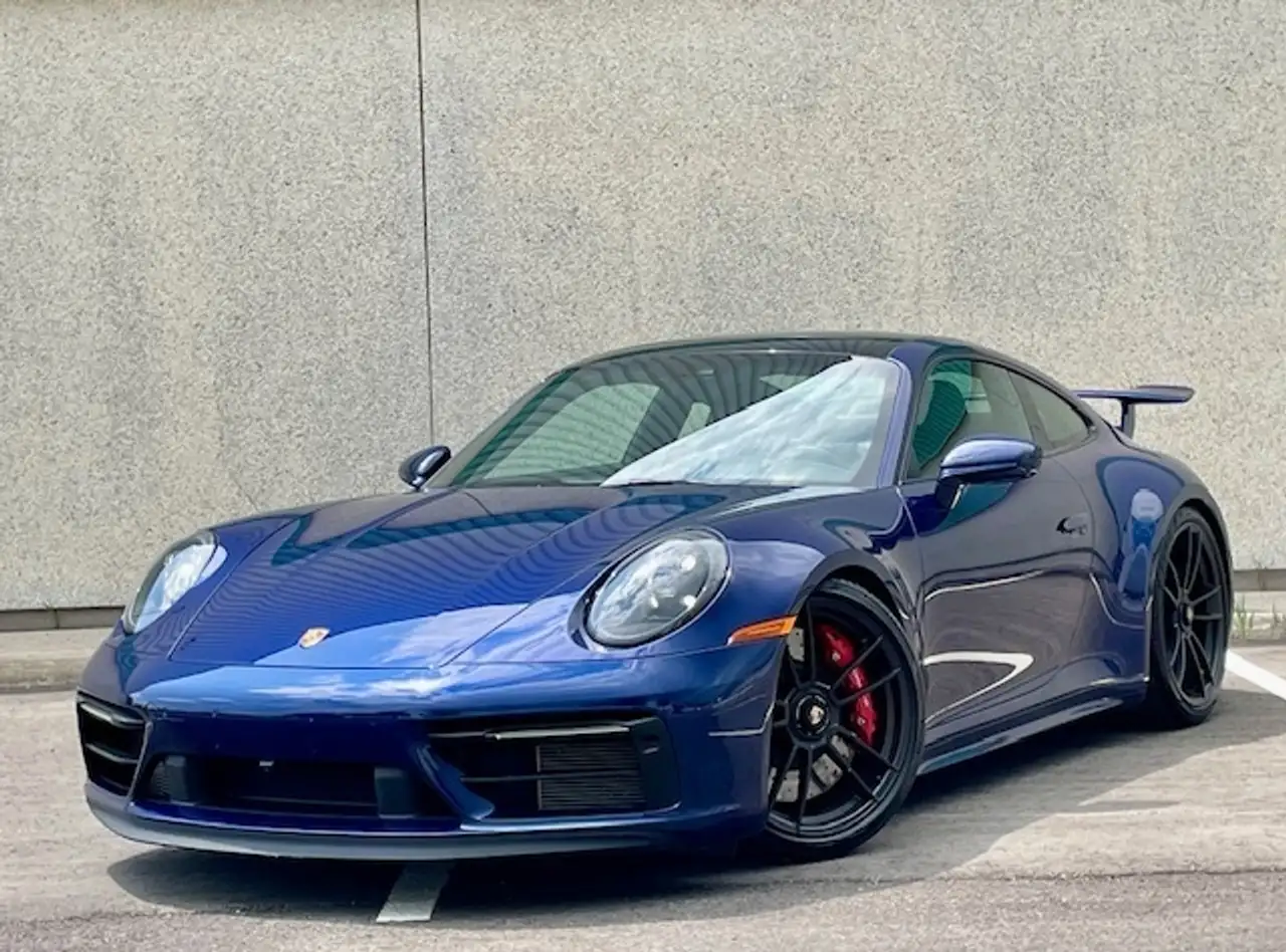 2022 Porsche 911 Carrera GTS