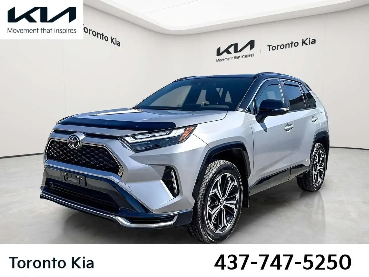 2025 Toyota RAV4 XSE