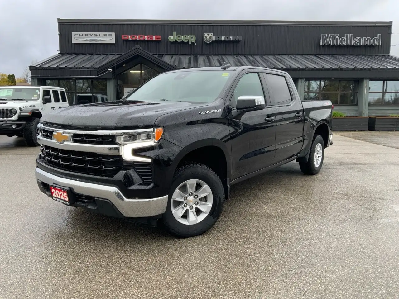 2025 Chevrolet Silverado 1500 LT