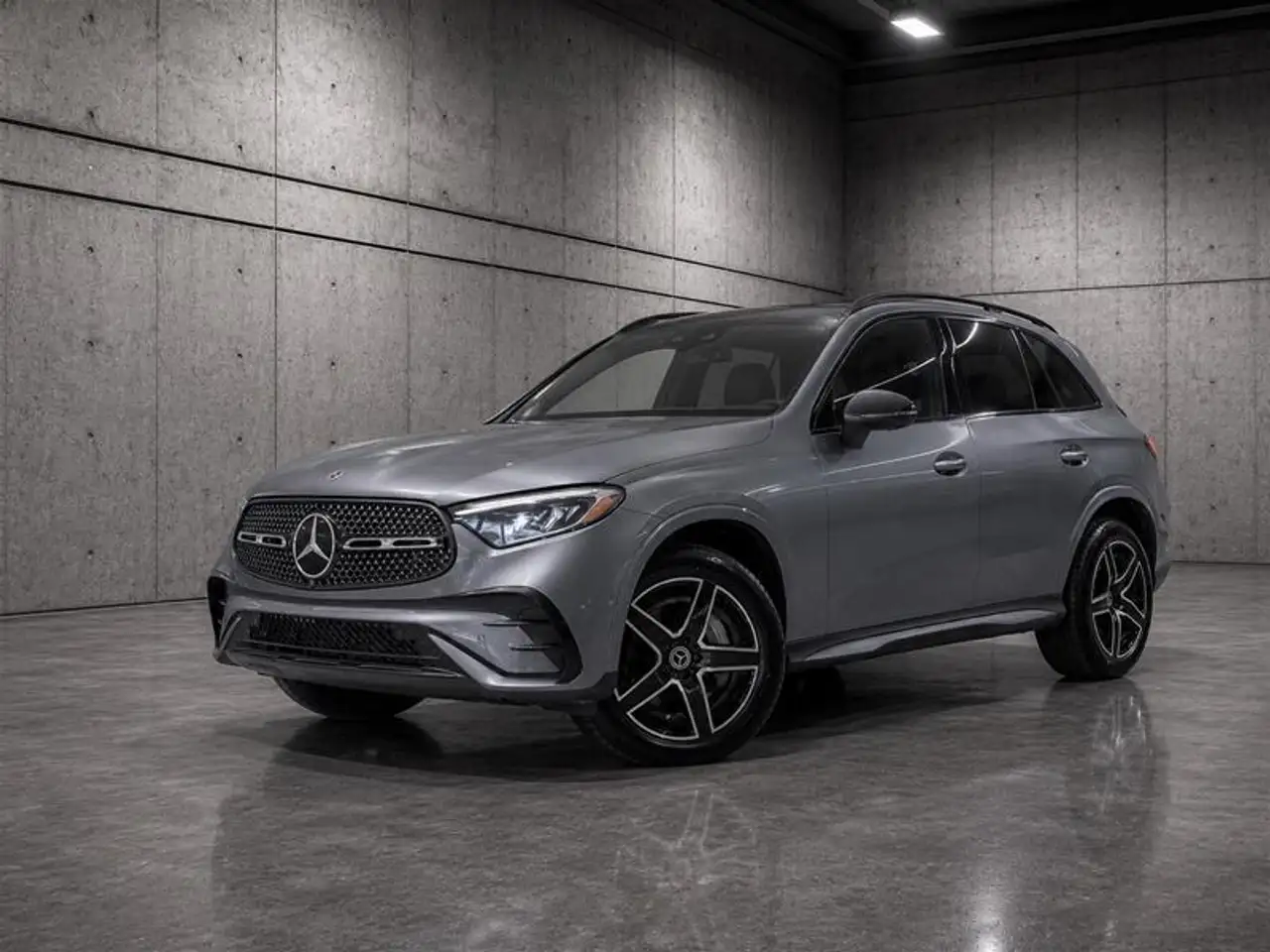 2023 Mercedes-Benz GLC 300