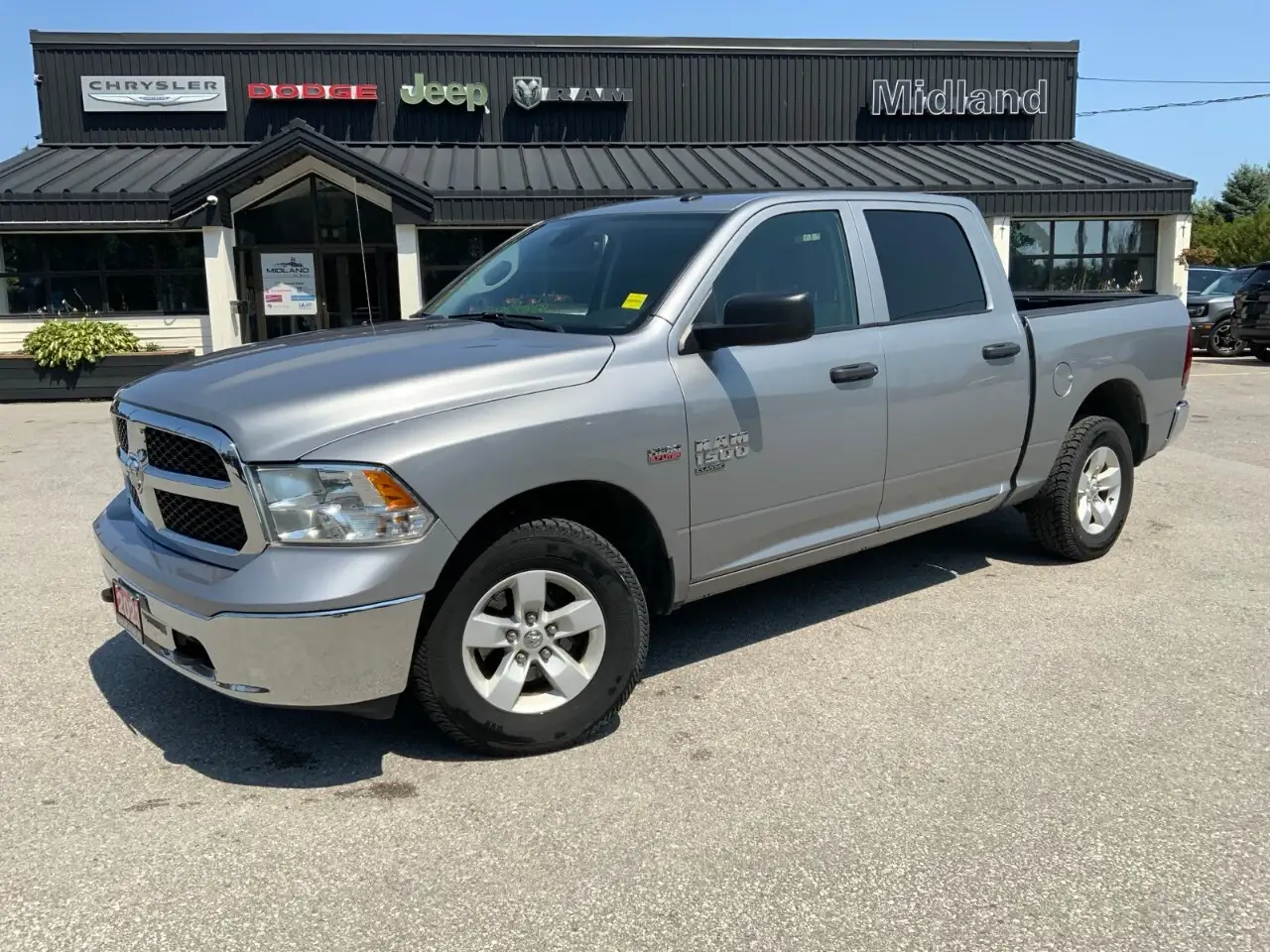 2023 RAM 1500 SLT