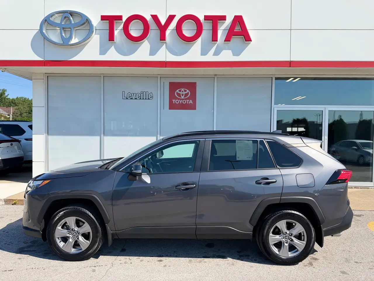 2024 Toyota RAV4 XLE