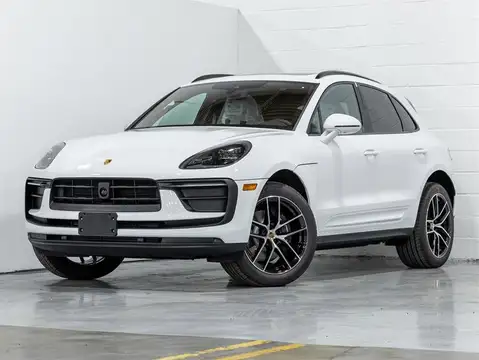 Porsche Macan Base