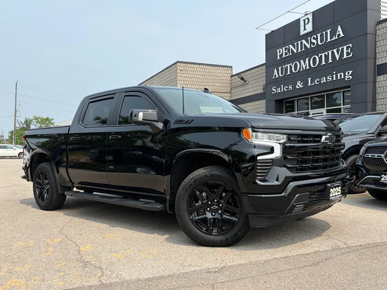 2025 Chevrolet Silverado 1500 RST