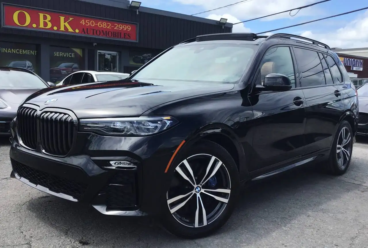 2022 BMW X7 40i