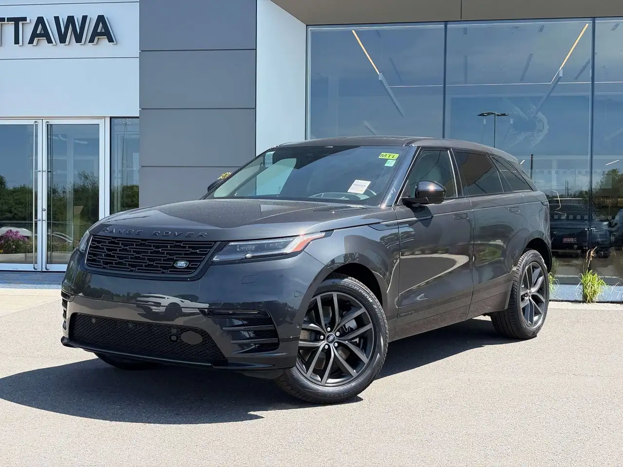 2026 Land Rover Range Rover Velar Belgravia Edition P250