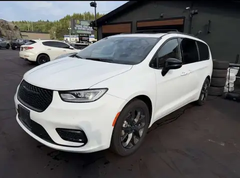 Chrysler Pacifica