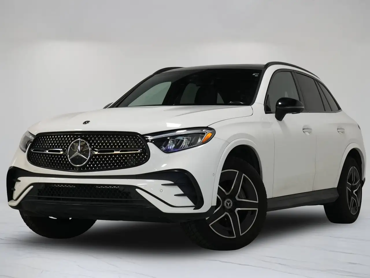 2023 Mercedes-Benz GLC 300
