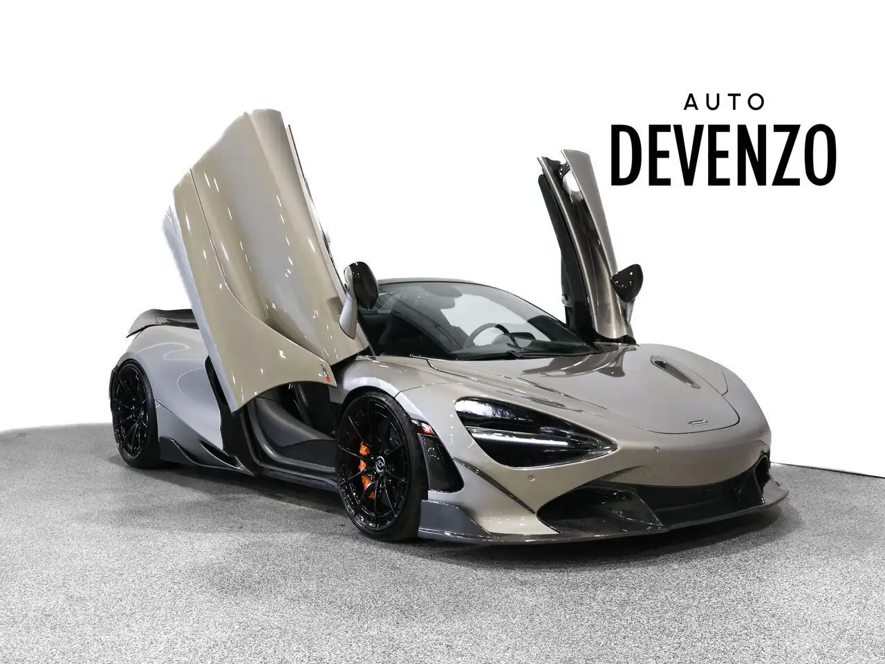 2020 McLaren 720