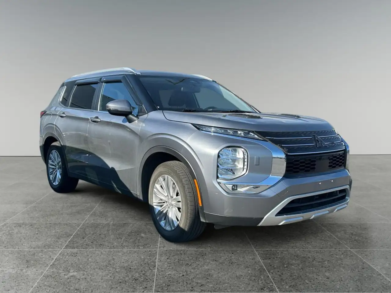 2024 Mitsubishi Outlander