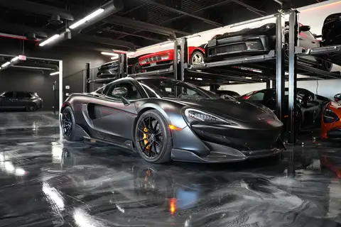 McLaren 600