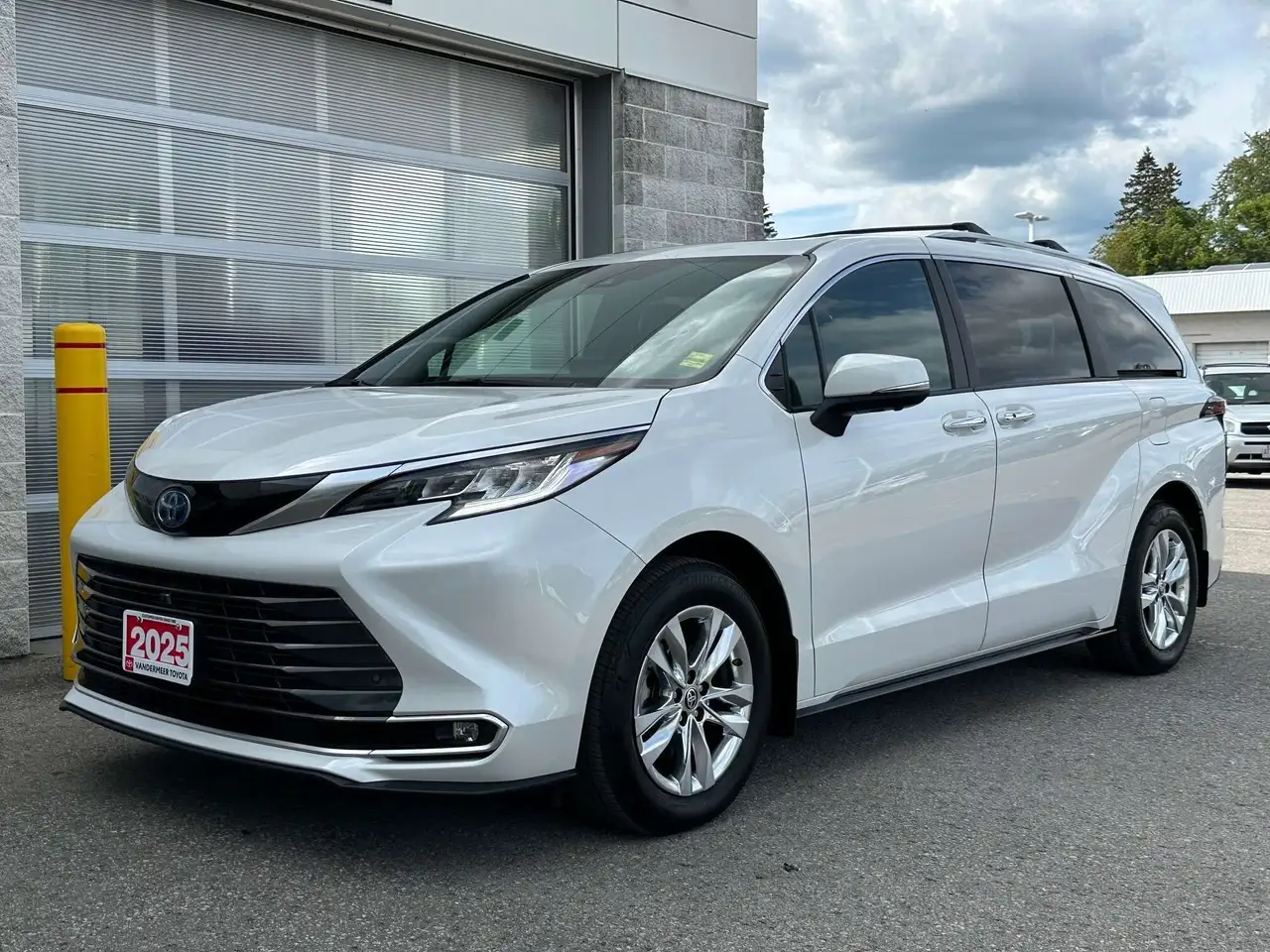2025 Toyota Sienna