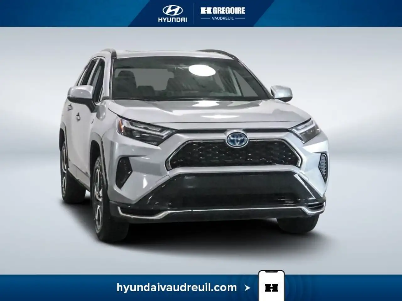 2024 Toyota RAV4 SE