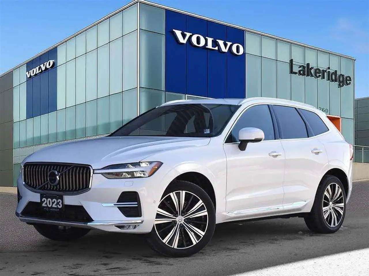 2023 Volvo XC60 Plus