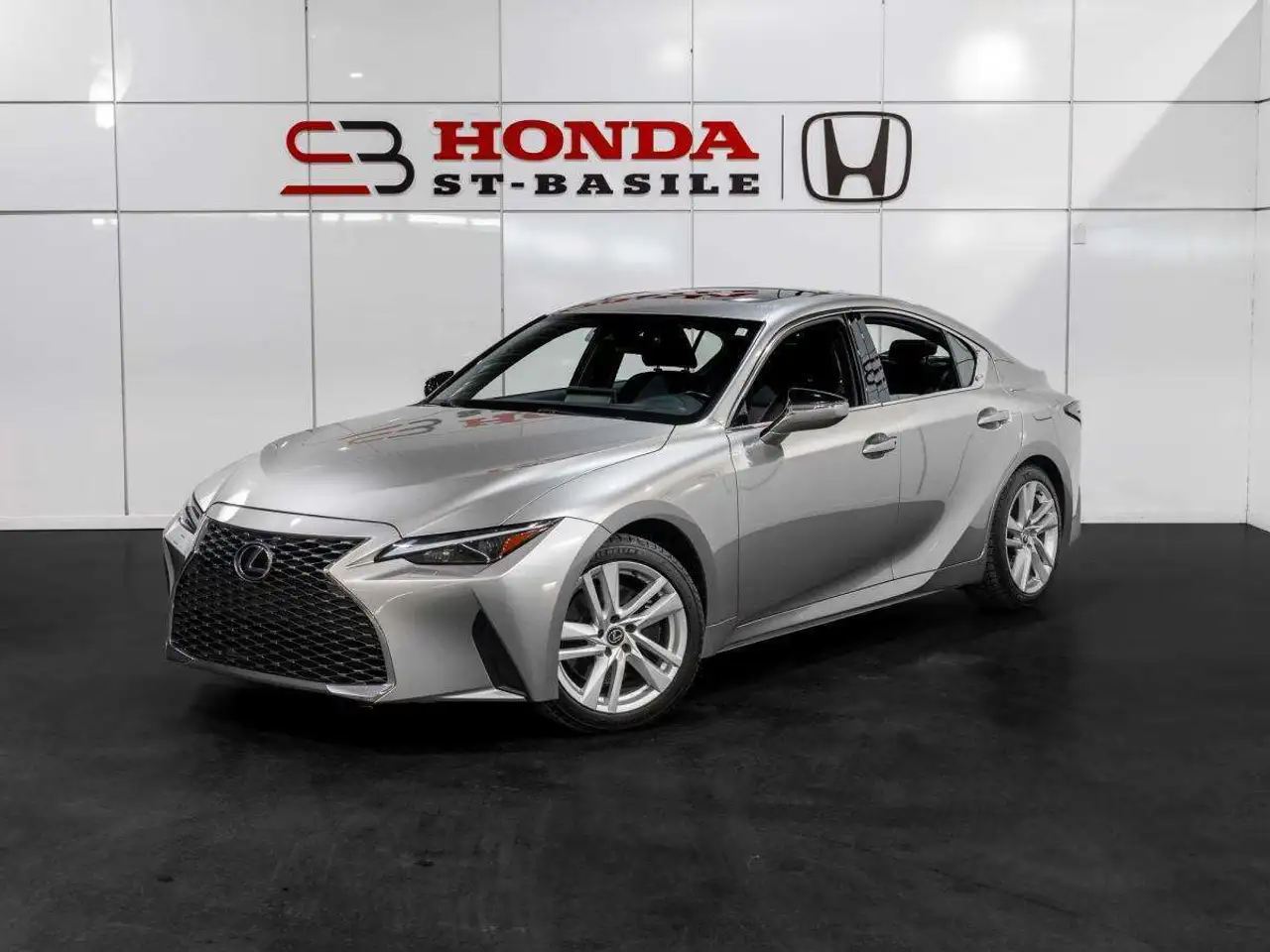 2023 Lexus IS 300 Premium