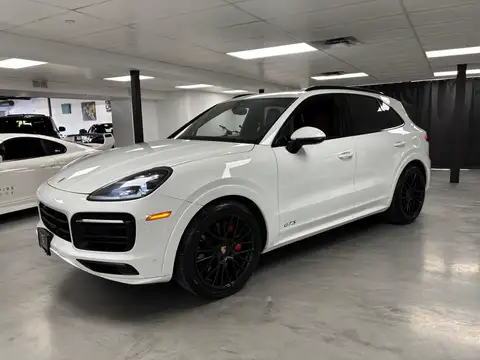 Porsche Cayenne GTS